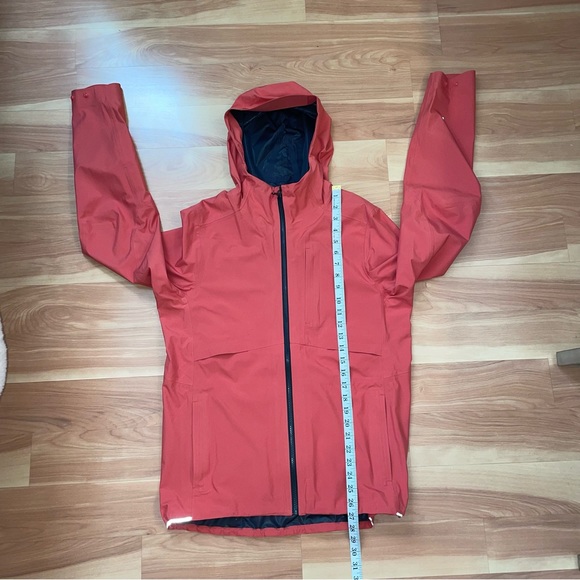 Lululemon Glyde Outpour Shell Rain Windbreaker Jacket In Salmon Pink Size Small - Picture 7 of 16
